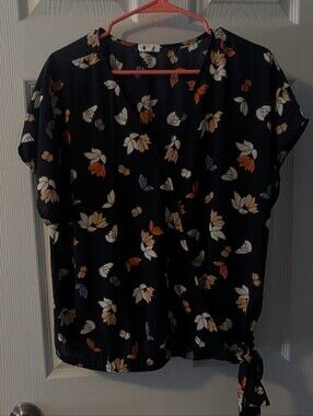 Floral Woven, Dark Navy, Short Sleeve Surplice Top